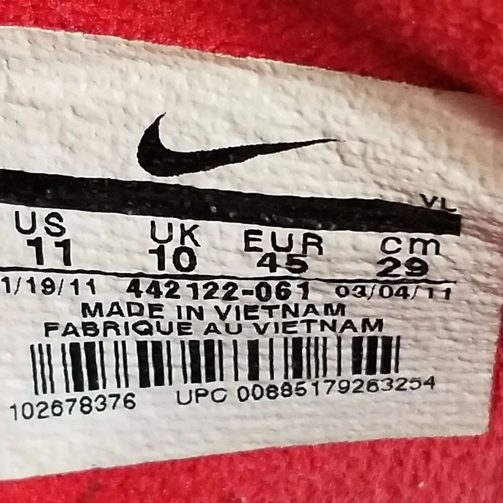 Nike Medio FG US 11 Black Red White Cleats 442122-061 Year 2011